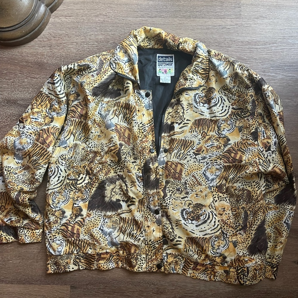 Vintage Details Sportswear Wild Cat Silk Jacket Windbreaker - Large